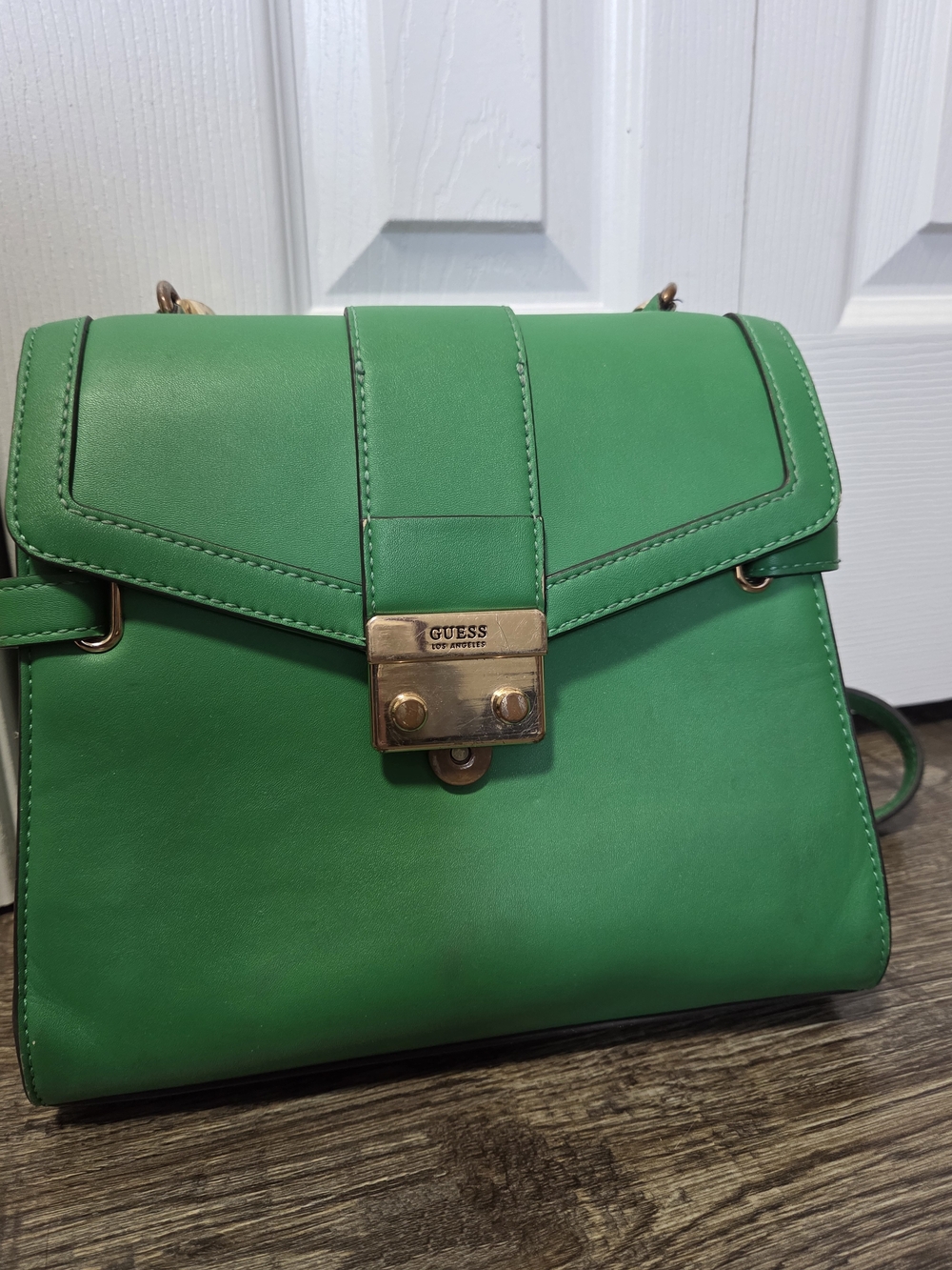 GUESS Green Leather Crossbody Bag